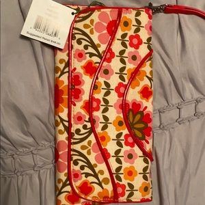 Vera Bradley Oversize Clutch. Folkloric pattern.